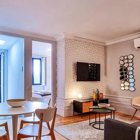 Apartment Stunning Flat & Building On The Artsy Street *