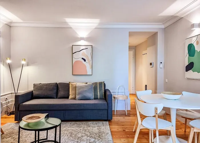 Stunning Flat & Building On The Artsy Street * Porto